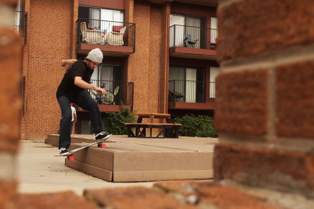 blake plastic ledge lip.jpg